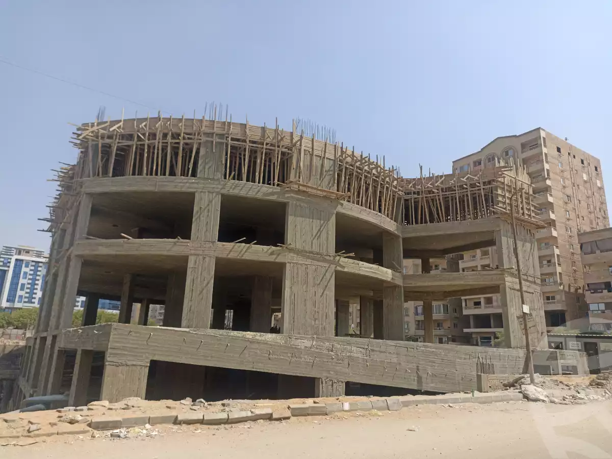 https://aqarmap.com.eg/ar/listing/4968942-for-sale-cairo-nasr-city-compounds-arab-home-mall-benayat