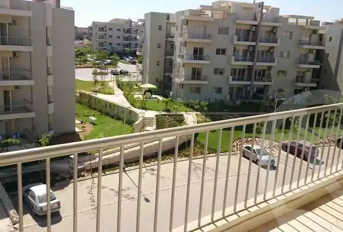 https://aqarmap.com.eg/ar/listing/5706469-for-sale-cairo-el-sheikh-zayed-city-compounds-dh-drys