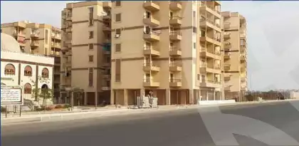 https://aqarmap.com.eg/en/listing/4970704-for-sale-cairo-madinat-el-salam-air-navigation-compound