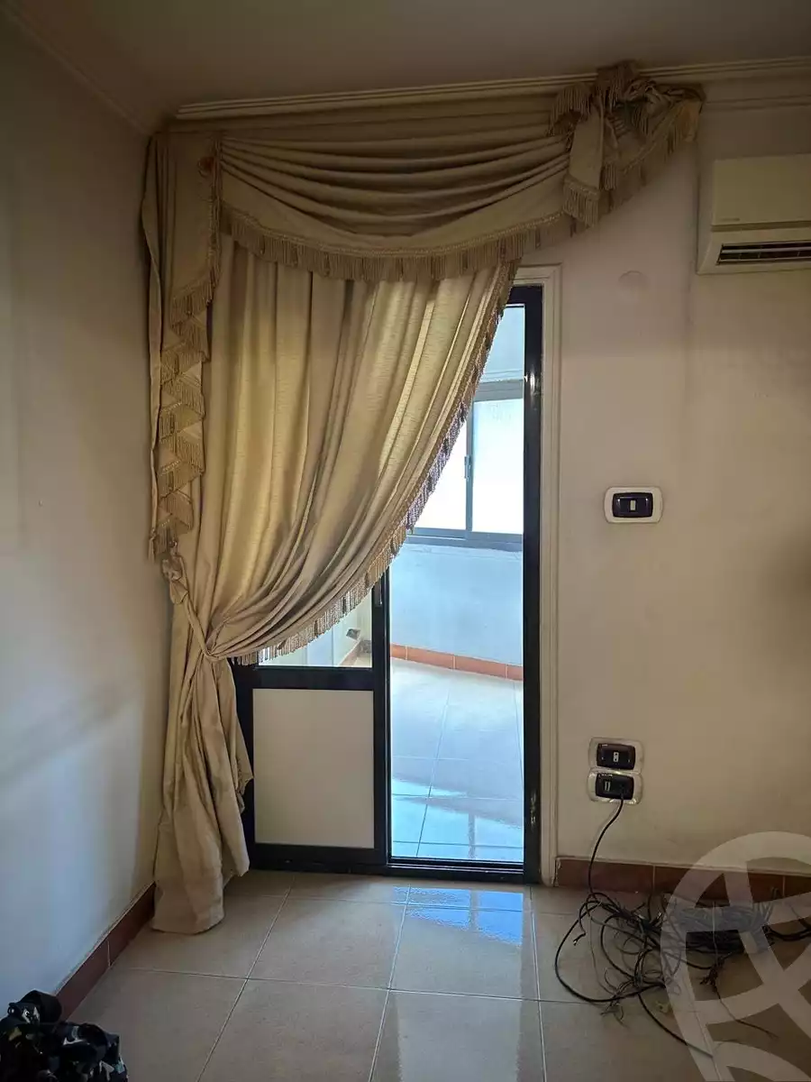 https://aqarmap.com.eg/ar/listing/4977013-for-rent-cairo-heliopolis-el-mahkama-square-al-mahkma-st