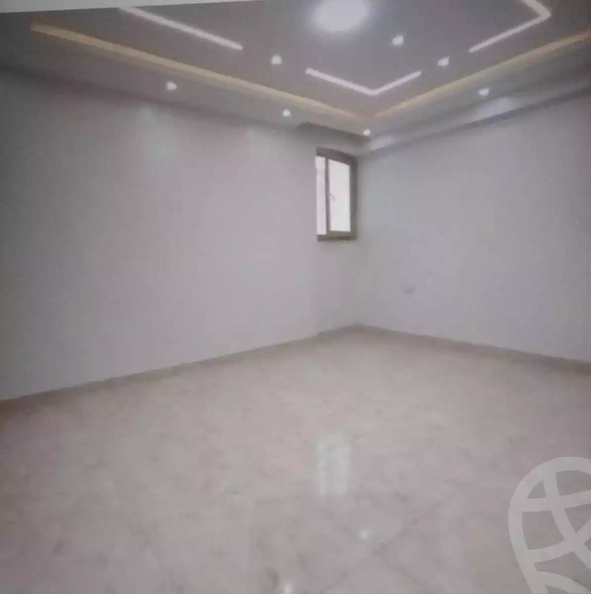 https://aqarmap.com.eg/ar/listing/4981050-for-sale-alexandria-miami-shr-jml-bd-lnsr