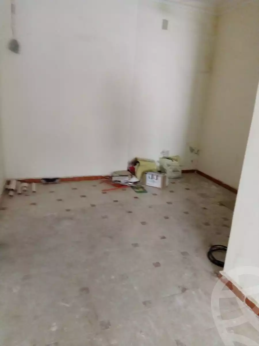https://aqarmap.com.eg/ar/listing/4989498-for-sale-cairo-helwan-hadayek-helwan-el-khashab-canal