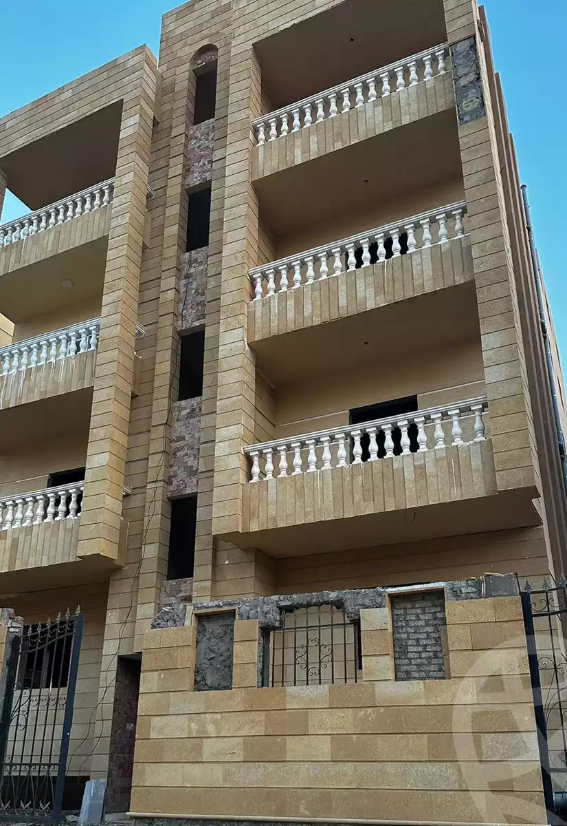 https://aqarmap.com.eg/en/listing/5010362-for-sale-cairo-badr-city-hai-el-ashgar-featured-neighborhood-bait-el-watan-rd