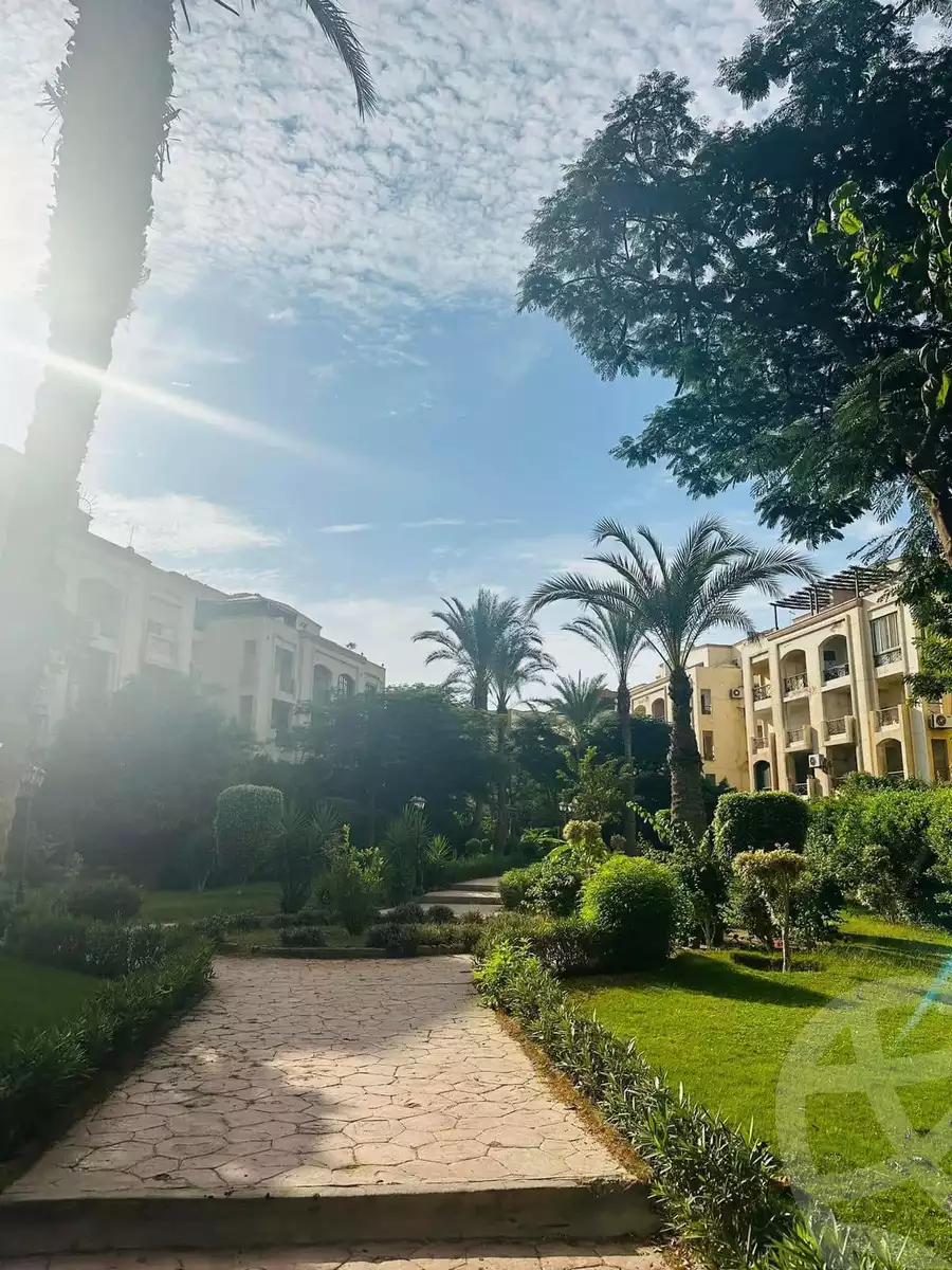 https://aqarmap.com.eg/en/listing/5010964-for-sale-cairo-el-sheikh-zayed-city-compounds-hadayek-el-mohandiseen