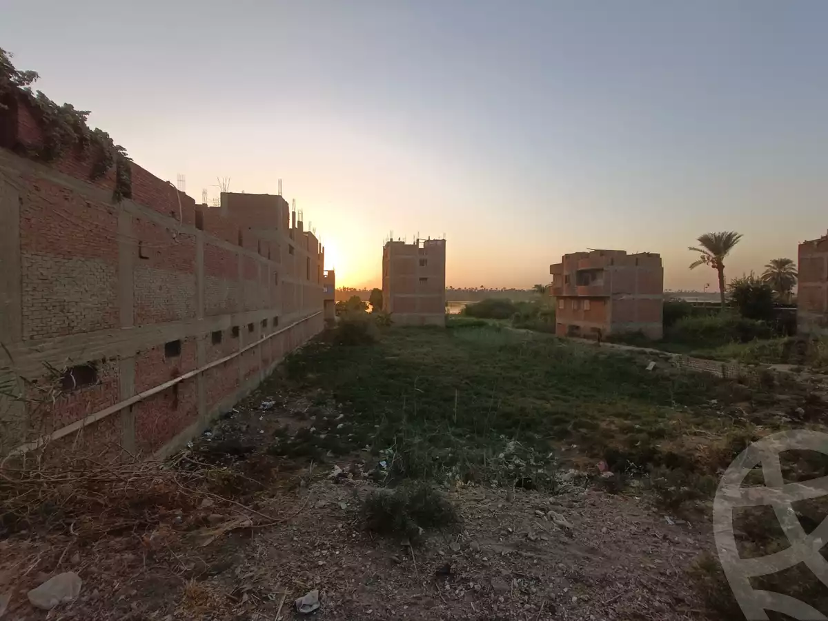 https://aqarmap.com.eg/ar/listing/5011542-for-sale-cairo-helwan-kwrnysh-hlwn