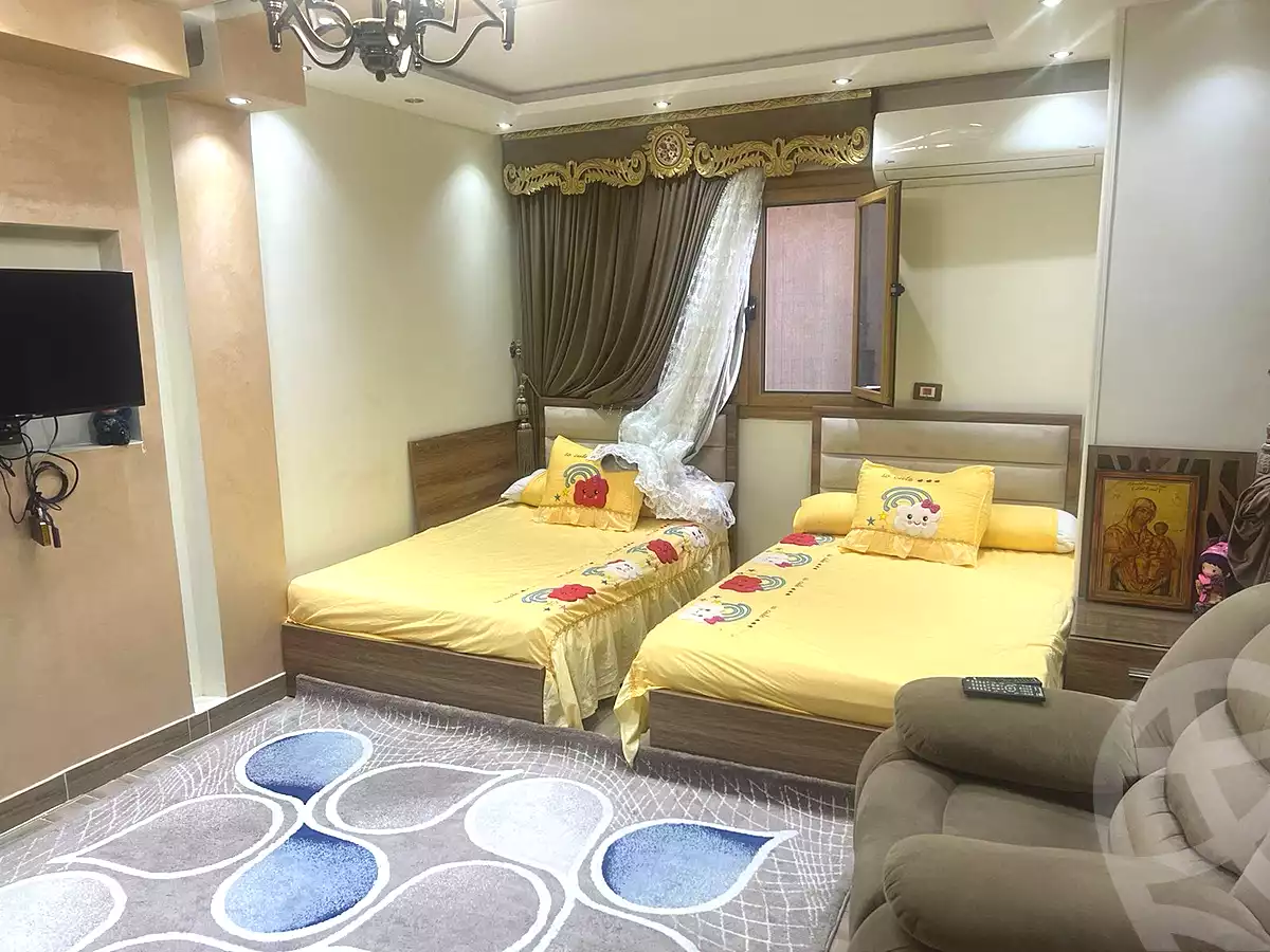 https://aqarmap.com.eg/ar/listing/5015999-for-sale-alexandria-moharram-bey-ali-al-askandarani-st