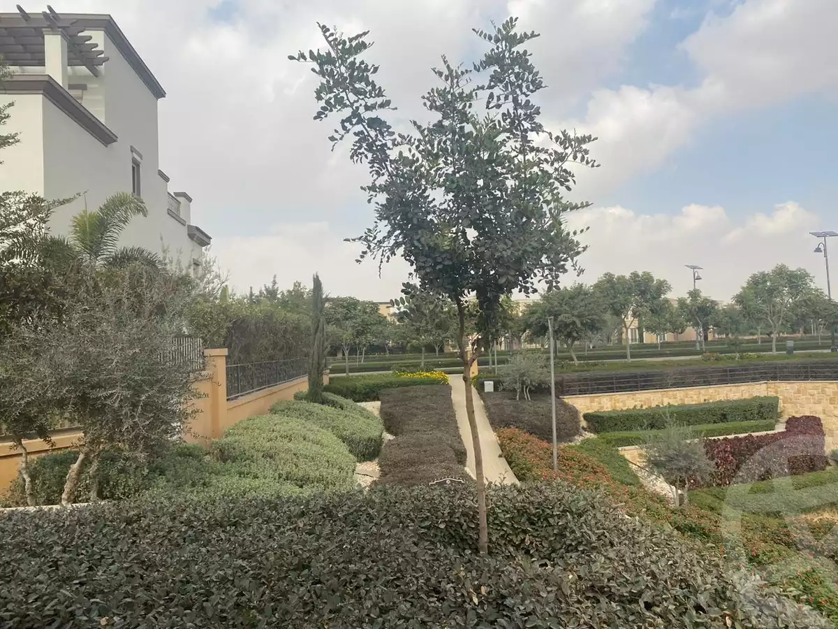 https://aqarmap.com.eg/ar/listing/5017731-for-sale-cairo-new-cairo-compounds-mivida-mivida-parcel