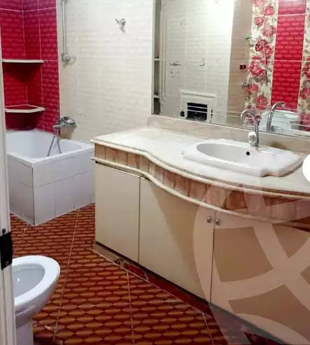 https://aqarmap.com.eg/en/listing/5019349-for-sale-alexandria-lm-mwr-lm-mwr-lshty-yousef-el-sebaaey