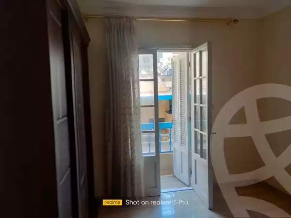 https://aqarmap.com.eg/ar/listing/5026161-for-rent-alexandria-el-asafra-abd-el-haleem-mahmoud-st