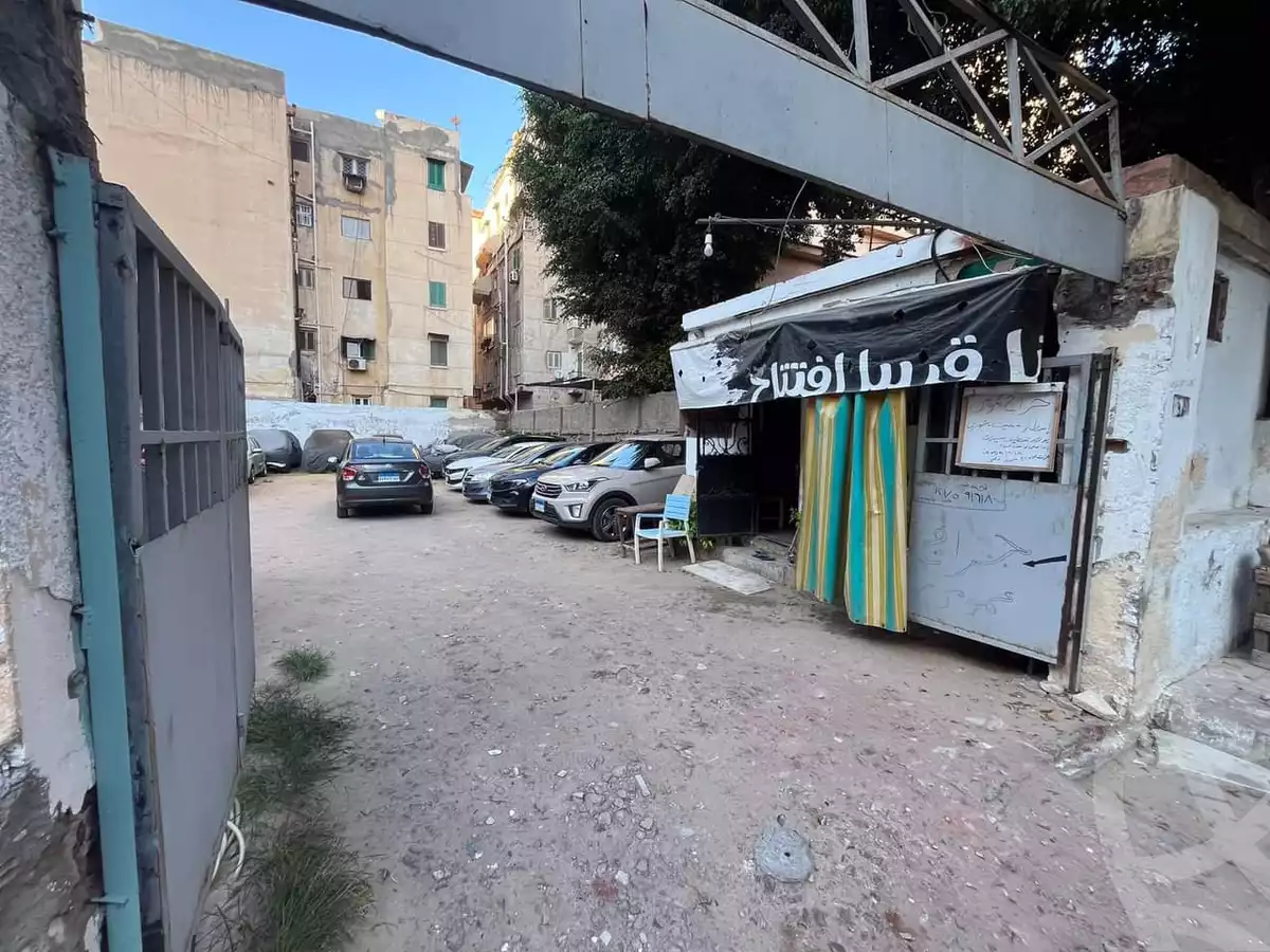 https://aqarmap.com.eg/en/listing/5044266-for-sale-alexandria-roshdy-syria-st