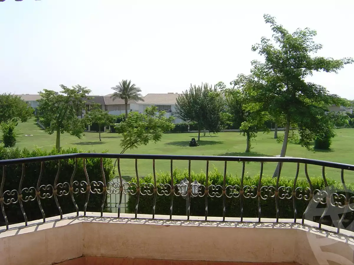 https://aqarmap.com.eg/en/listing/5048943-for-sale-cairo-el-sheikh-zayed-city-compounds-el-rabwa