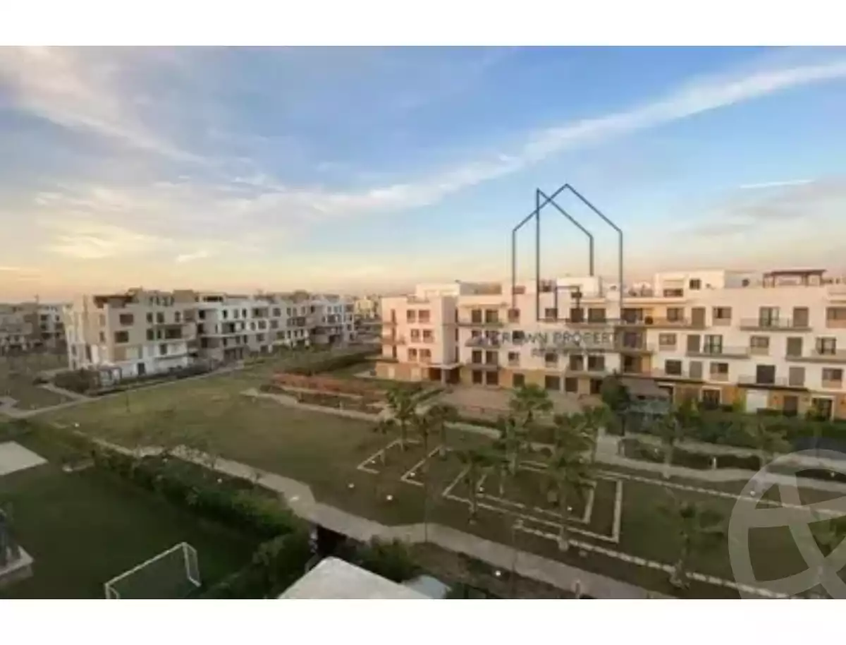 https://aqarmap.com.eg/ar/listing/5050365-for-sale-cairo-el-sheikh-zayed-city-compounds-kmbwnd-wyst-twn-swdyk