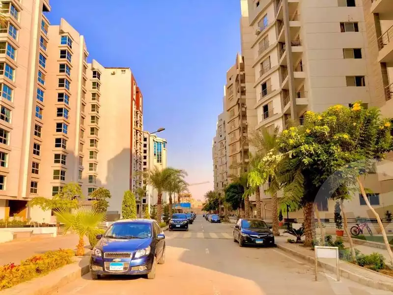 https://aqarmap.com.eg/en/listing/5056404-for-sale-cairo-el-maadi-compounds-bavaria-town