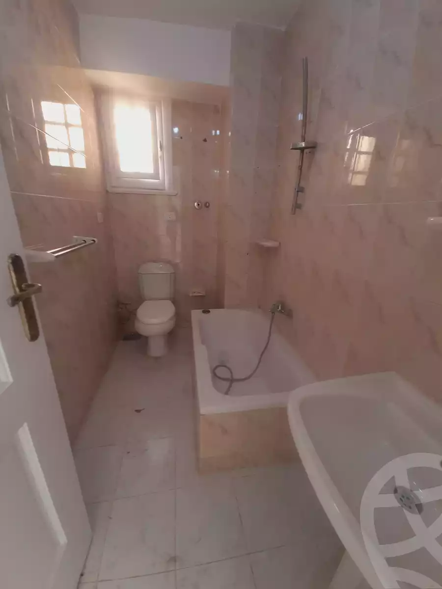 https://aqarmap.com.eg/ar/listing/5060378-for-sale-alexandria-l-jmy-shataa-el-nakheel