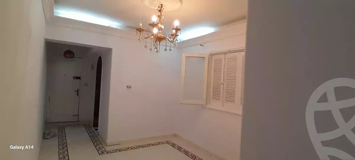 https://aqarmap.com.eg/ar/listing/5066606-for-sale-alexandria-miami-shr-jml-bd-lnsr