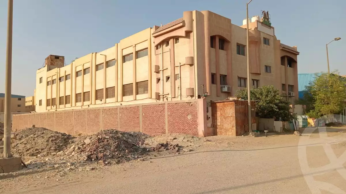 https://aqarmap.com.eg/en/listing/5070673-for-sale-cairo-al-oubour-el-manateq-el-snaaya-industrial-b-g