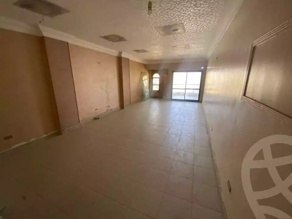 https://aqarmap.com.eg/en/listing/5072119-for-rent-cairo-mokattam-lhdb-l-ly-shareaa-9