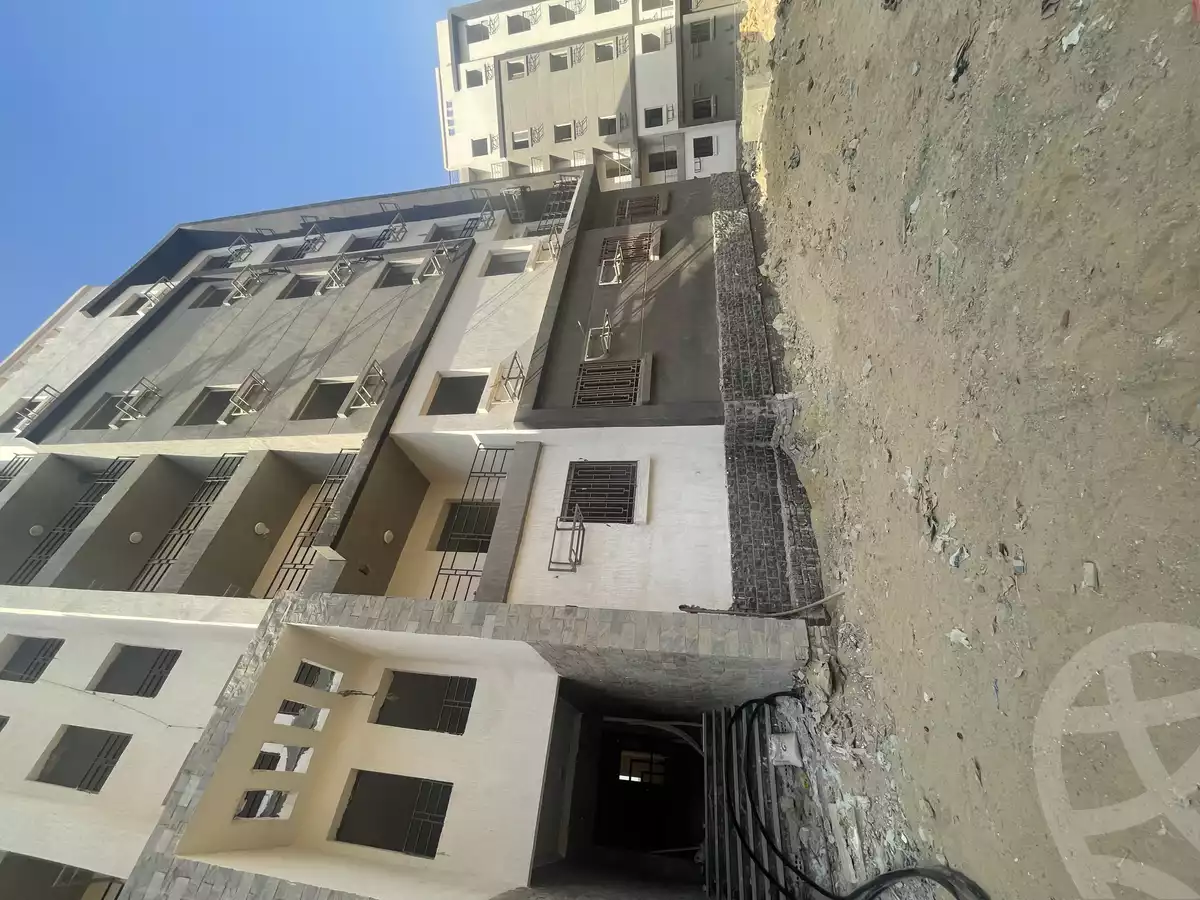 https://aqarmap.com.eg/ar/listing/5075436-for-sale-cairo-al-oubour-l-bwr-ljdyd-skn-msr