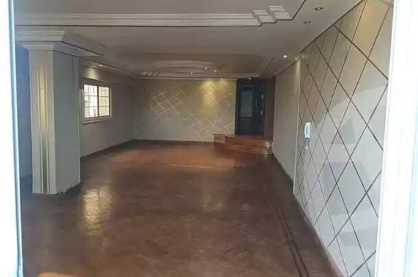 https://aqarmap.com.eg/ar/listing/5076428-for-rent-cairo-el-maadi-zahraa-el-maadi