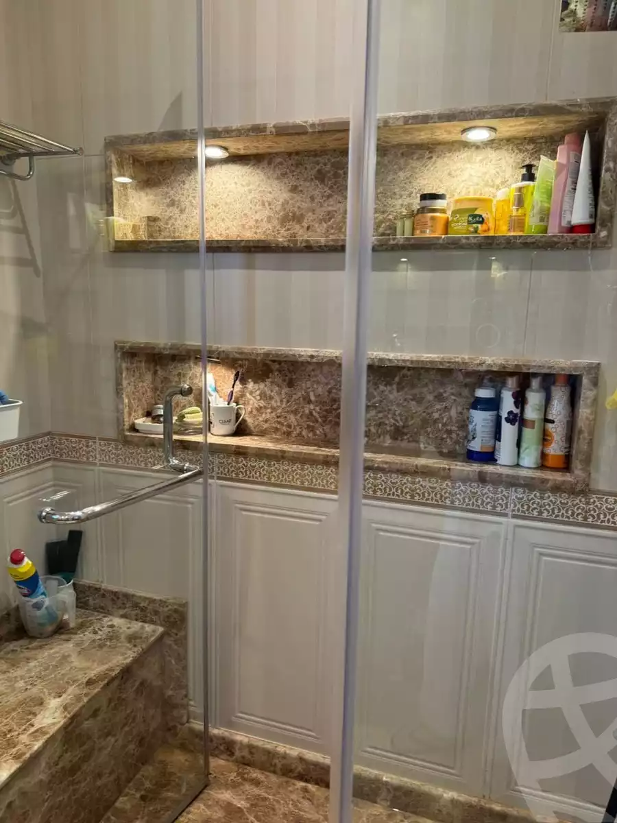 https://aqarmap.com.eg/en/listing/5811013-for-sale-cairo-new-cairo-compounds-grand-residence-al-ahly-sabbour