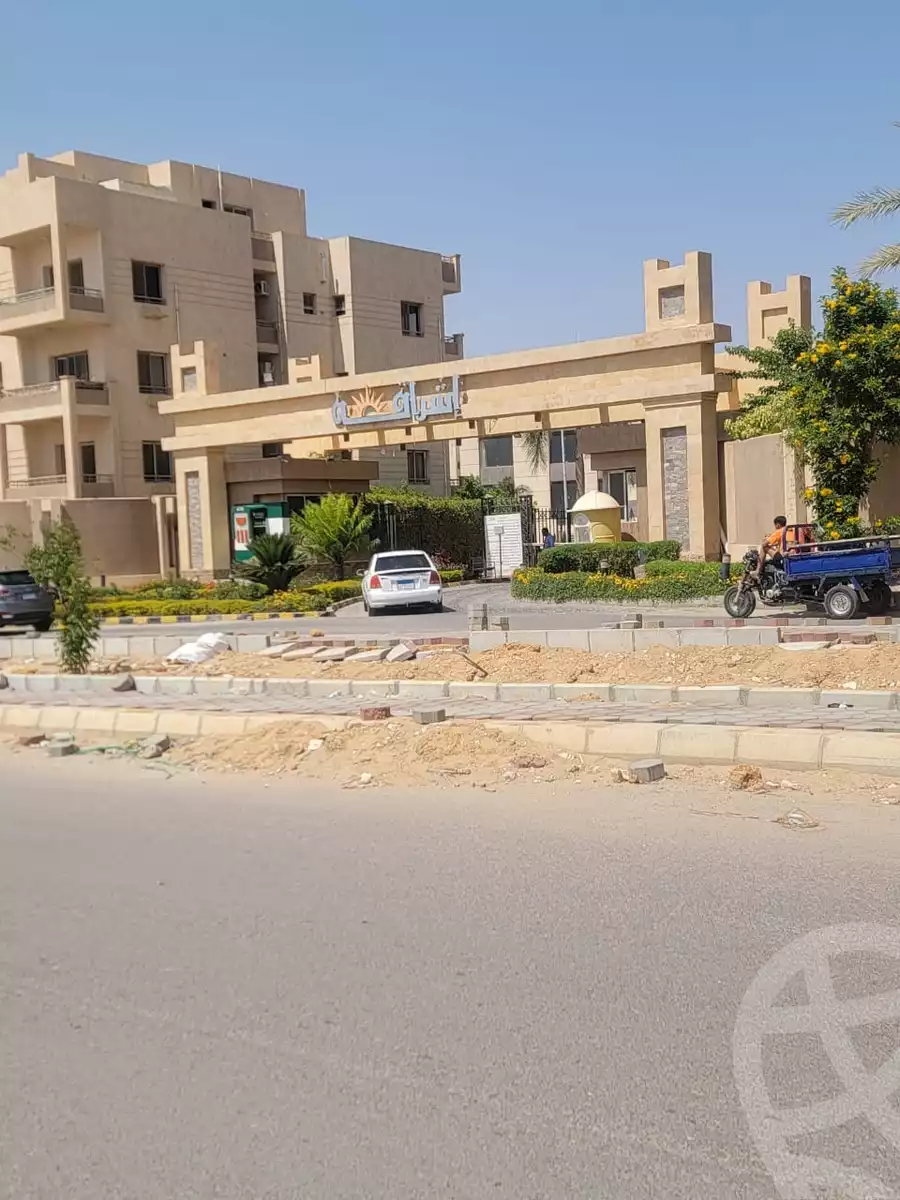 https://aqarmap.com.eg/ar/listing/4624279-for-sale-cairo-6th-of-october-compounds-eshraqah