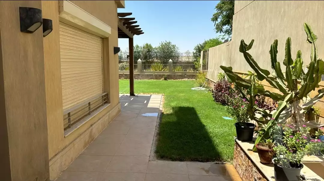 https://aqarmap.com.eg/en/listing/5097544-for-rent-cairo-6th-of-october-compounds-palm-hills-october-golf-extension