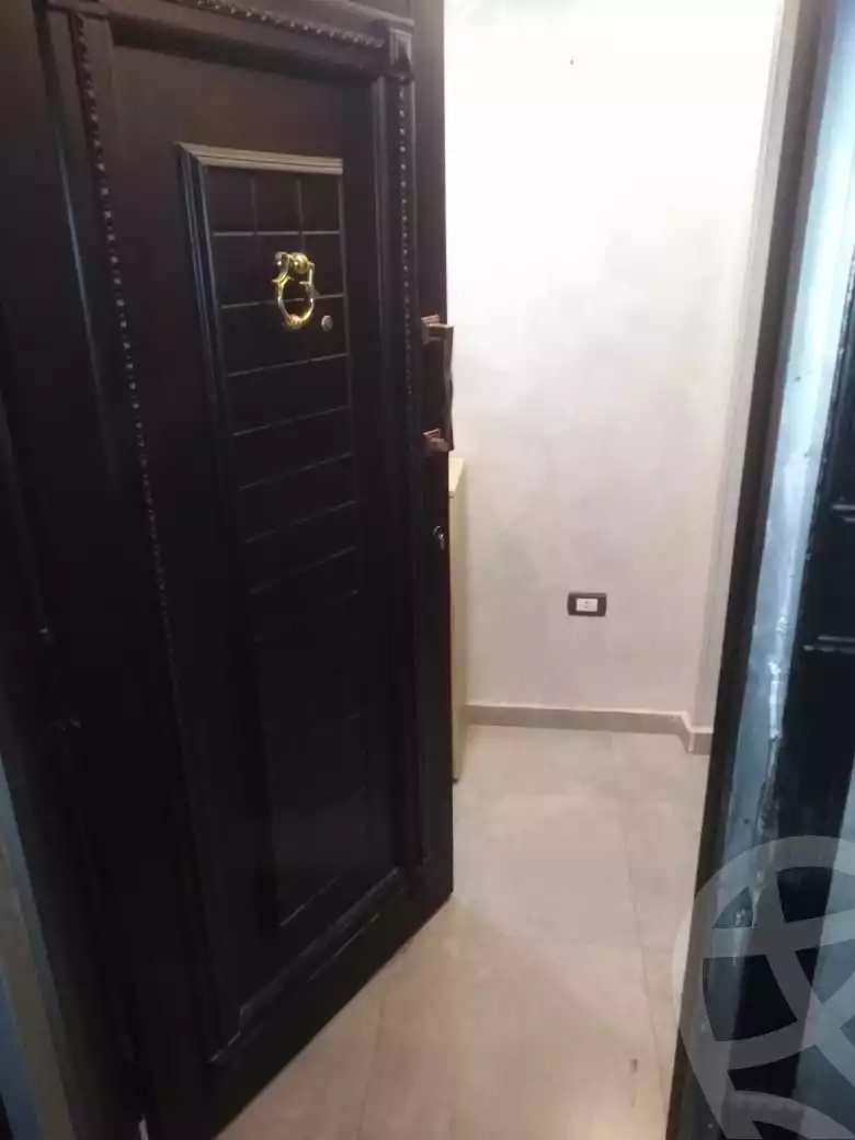 https://aqarmap.com.eg/ar/listing/6266070-for-sale-cairo-ljyz-shareaa-morad  charel degol