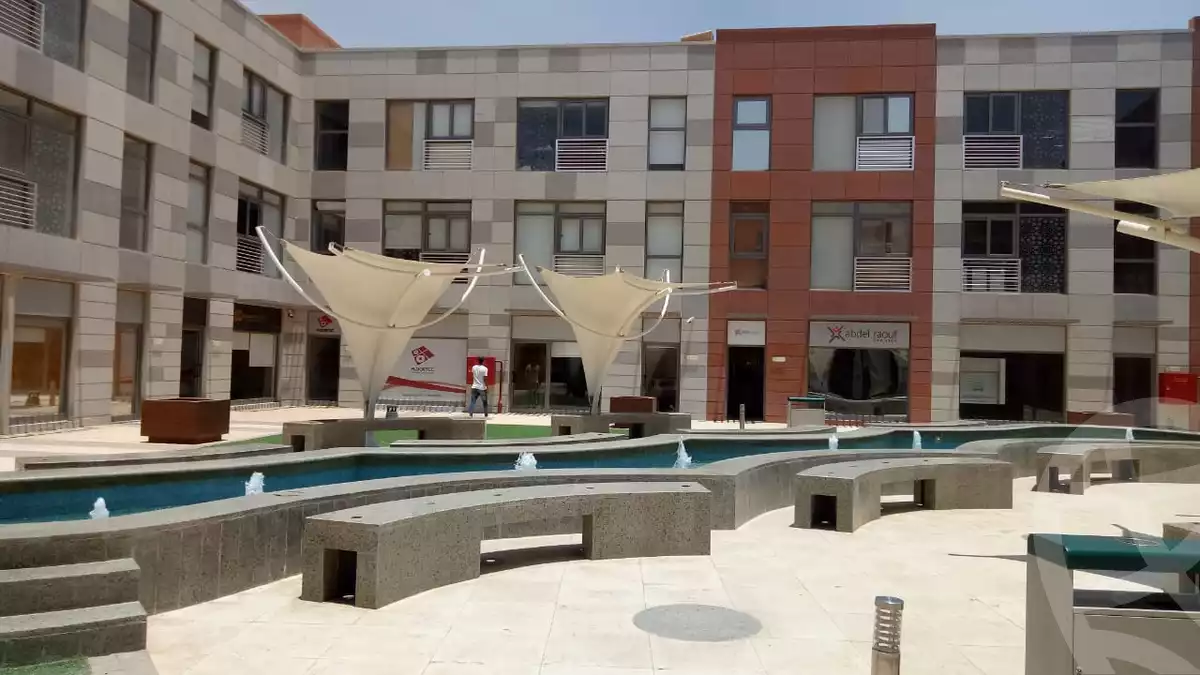 https://aqarmap.com.eg/ar/listing/5114871-for-rent-cairo-el-sheikh-zayed-city-compounds-the-courtyard-mall-dorra