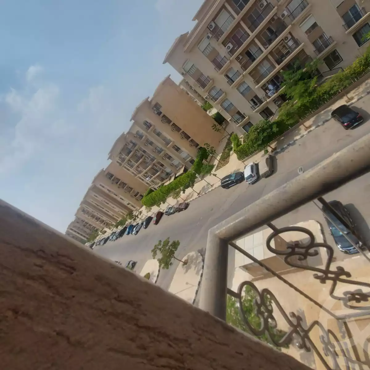 https://aqarmap.com.eg/ar/listing/5118436-for-sale-cairo-new-cairo-lrhb-city-phase-8