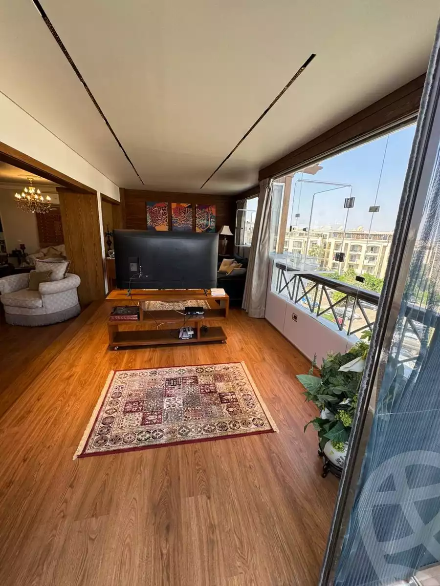 https://aqarmap.com.eg/en/listing/5134243-for-sale-cairo-el-sheikh-zayed-city-compounds-hadayek-el-mohandiseen