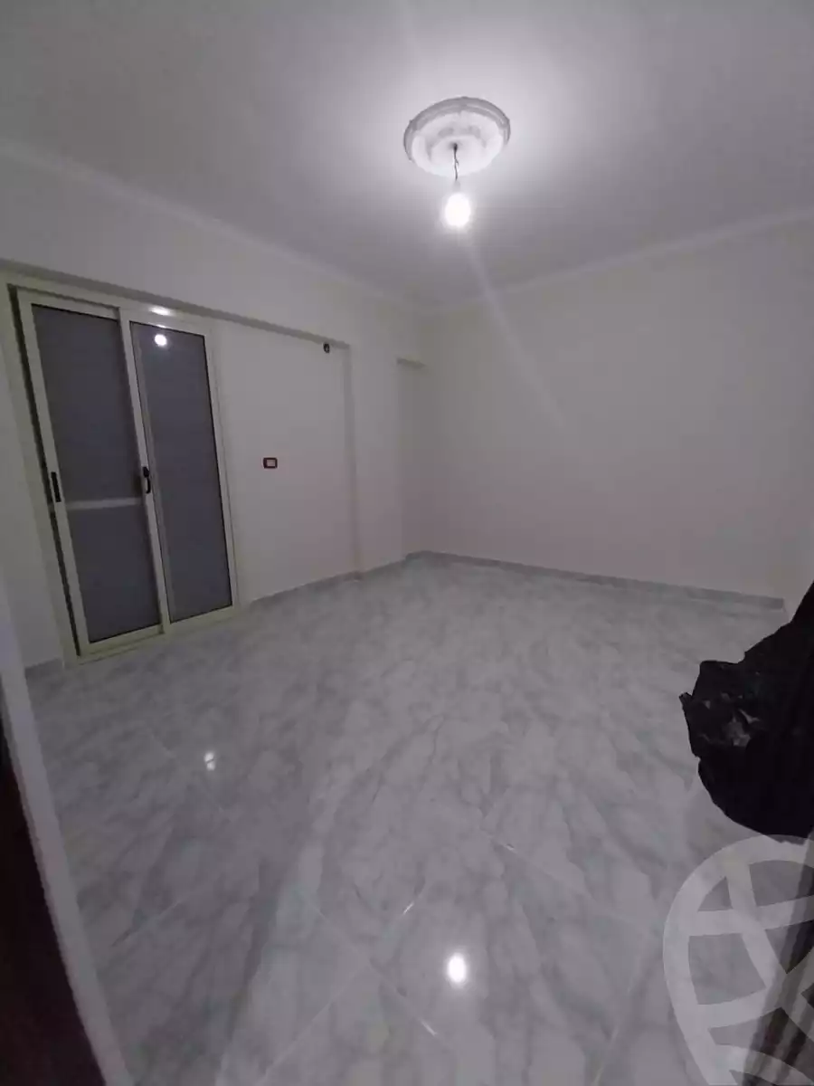 https://aqarmap.com.eg/ar/listing/5139192-for-sale-alexandria-l-jmy-lbytsh-el-hanafeya-st