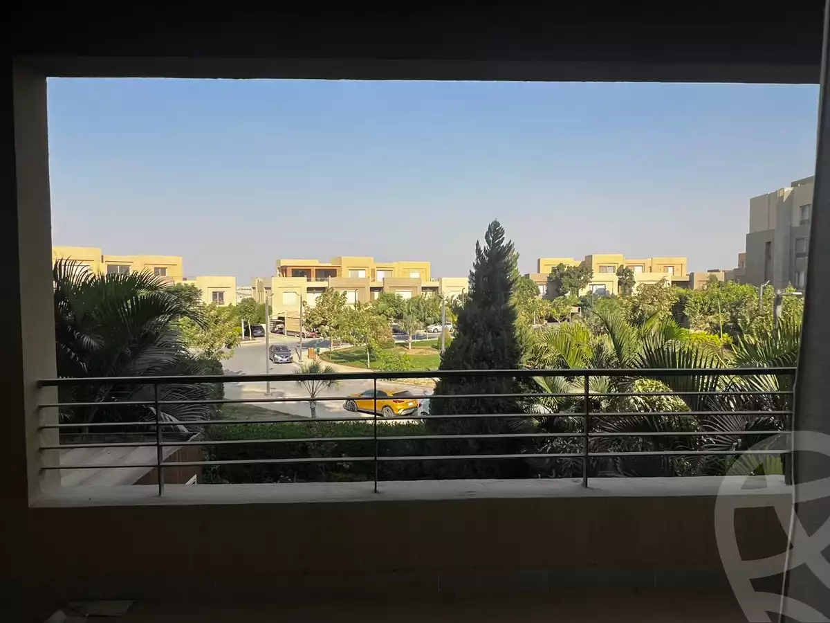 https://aqarmap.com.eg/en/listing/5148582-for-sale-cairo-6th-of-october-compounds-palm-parks