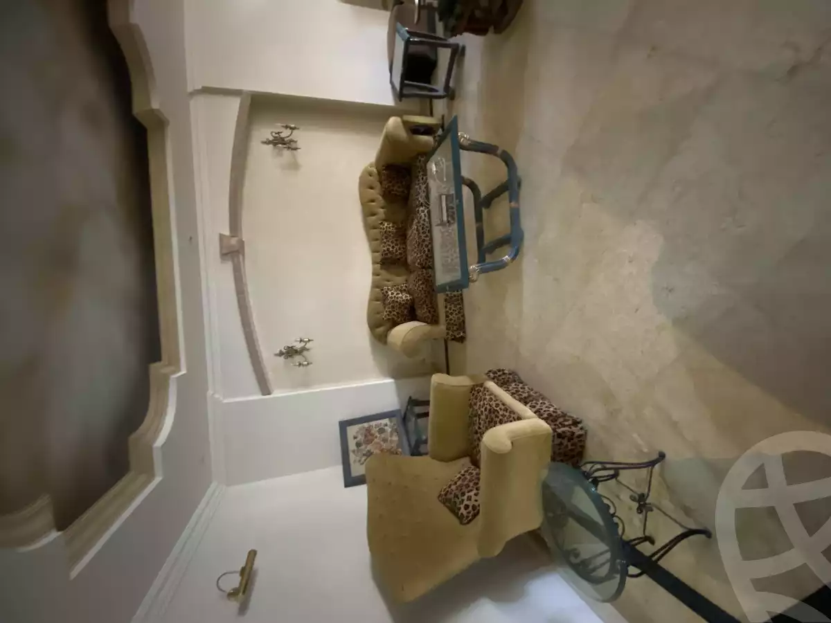 https://aqarmap.com.eg/ar/listing/5155509-for-sale-cairo-manial-manial-st
