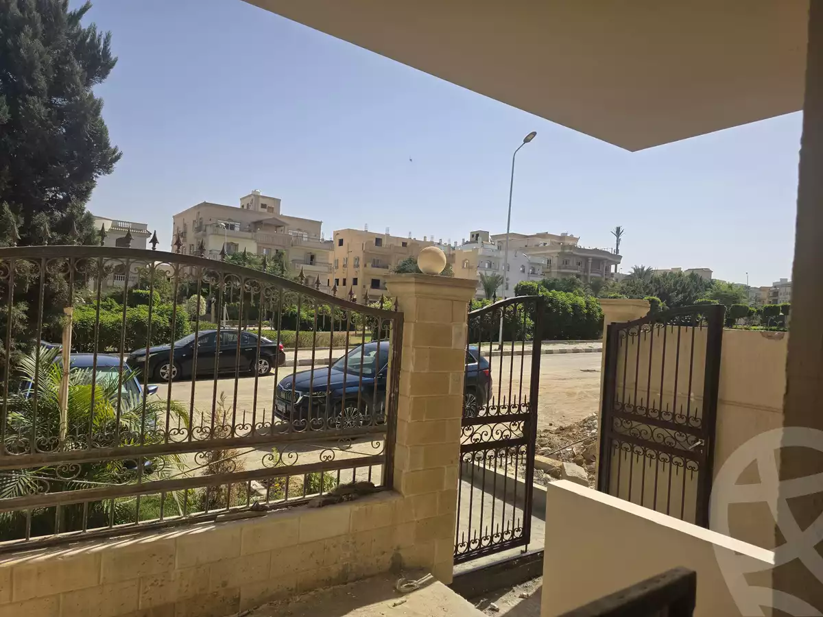 https://aqarmap.com.eg/en/listing/5176099-for-sale-cairo-new-cairo-el-banafsg-el-banafsag-12