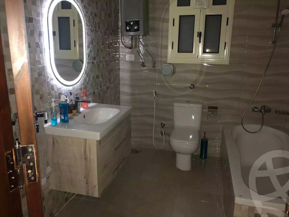 https://aqarmap.com.eg/ar/listing/5205440-for-sale-alexandria-sn-styfnw-mahmoud-farghaly-st