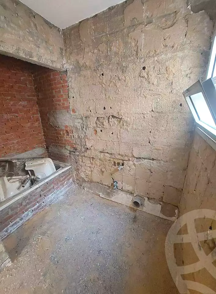 https://aqarmap.com.eg/ar/listing/5212963-for-sale-alexandria-bolekly-wnjdt