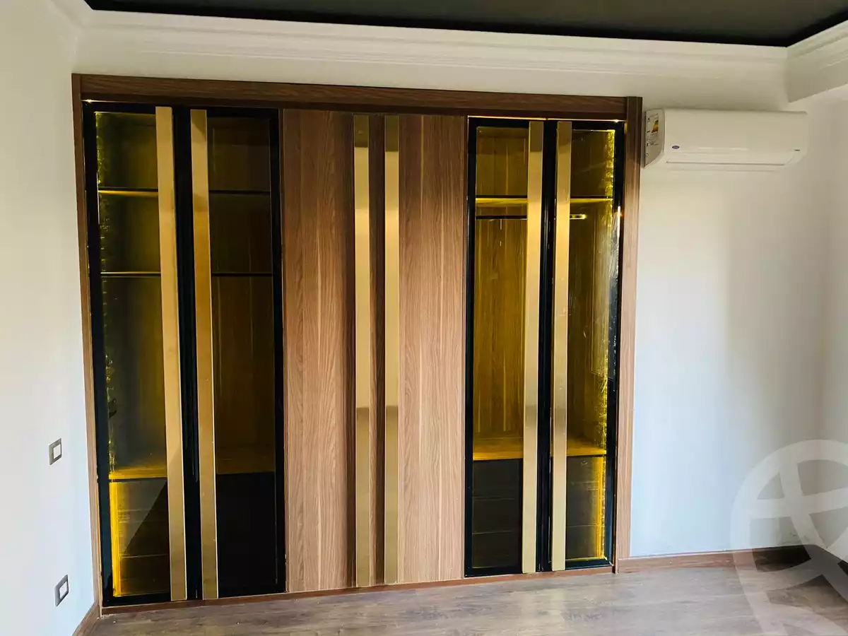 https://aqarmap.com.eg/en/listing/5213205-for-rent-cairo-6th-of-october-compounds-palm-parks