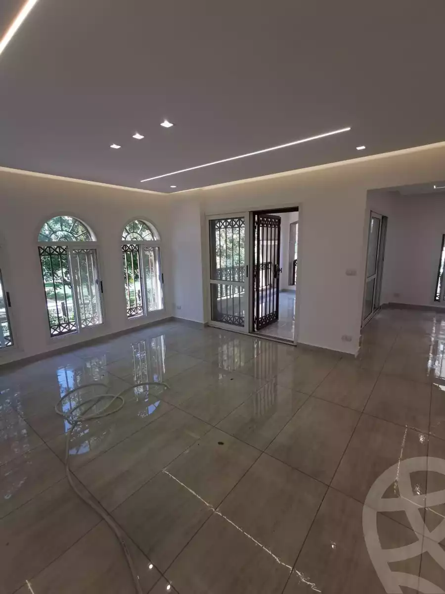 https://aqarmap.com.eg/ar/listing/5215665-for-rent-cairo-new-cairo-madinaty-first-zone-buildings-11th-st.