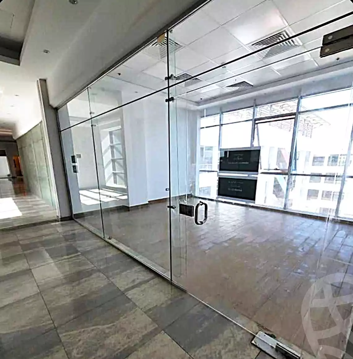 https://aqarmap.com.eg/en/listing/5844576-for-sale-cairo-new-cairo-compounds-top-90-mall