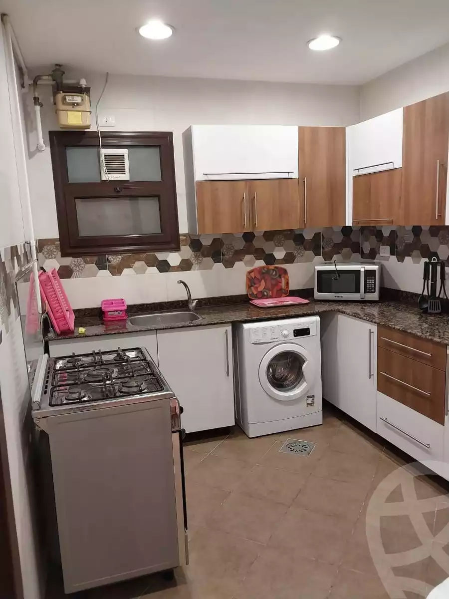 https://aqarmap.com.eg/en/listing/5216767-for-rent-cairo-new-cairo-lrhb-city-phase-5-ibn-al-nafees-st
