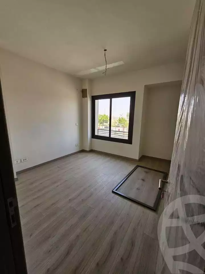 https://aqarmap.com.eg/en/listing/5218228-for-sale-cairo-el-shorouk-compounds-alborouj