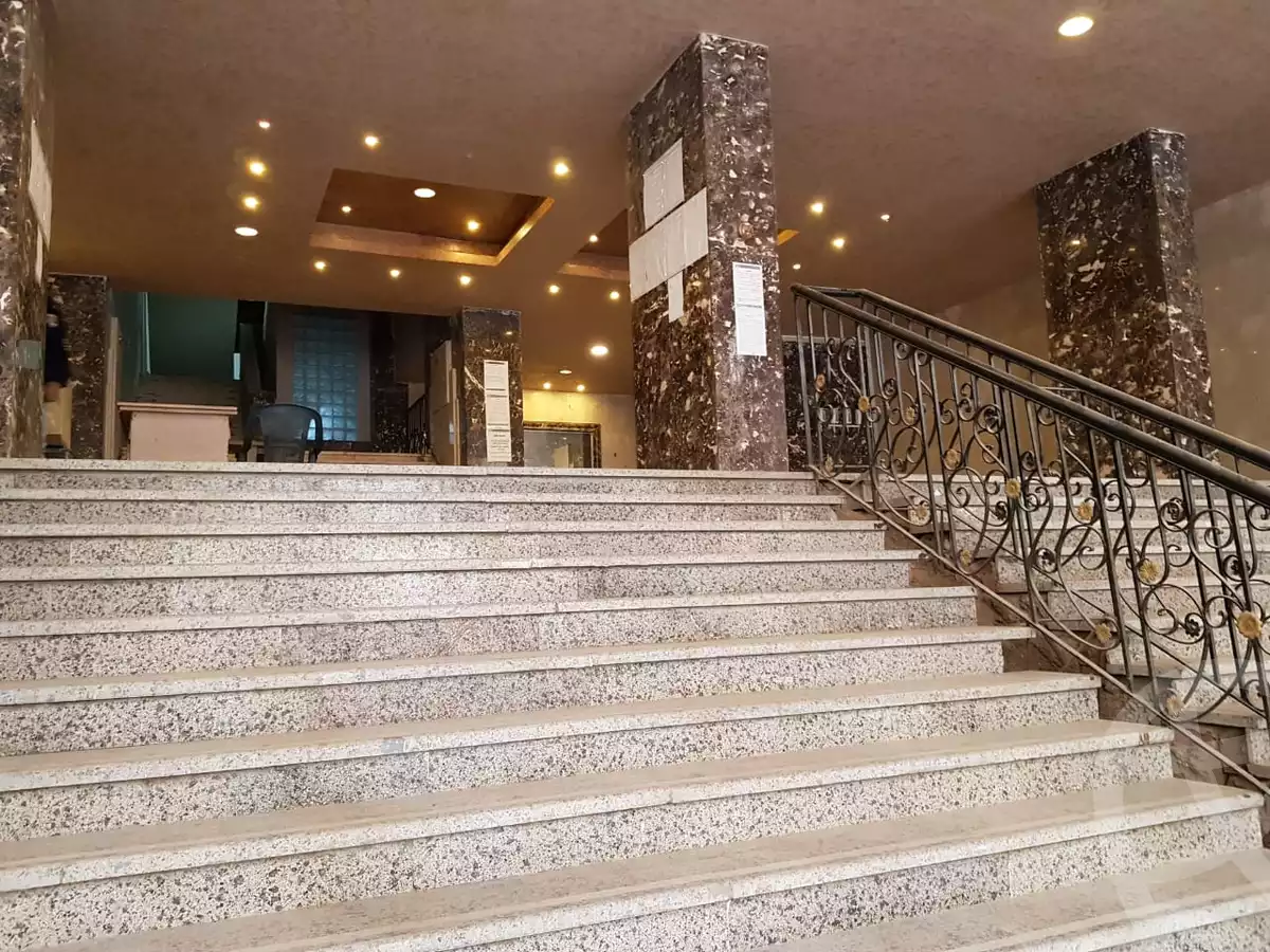 https://aqarmap.com.eg/en/listing/5946006-for-sale-cairo-el-maadi-kornish-el-maadi-brj-thmn