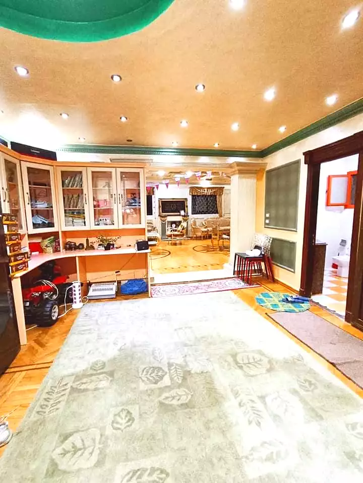 https://aqarmap.com.eg/en/listing/5218886-for-sale-alexandria-zezenia-riad-st