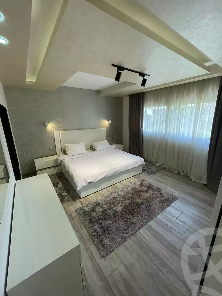 https://aqarmap.com.eg/en/listing/5225640-for-sale-cairo-el-sheikh-zayed-city-compounds-el-karma-residence