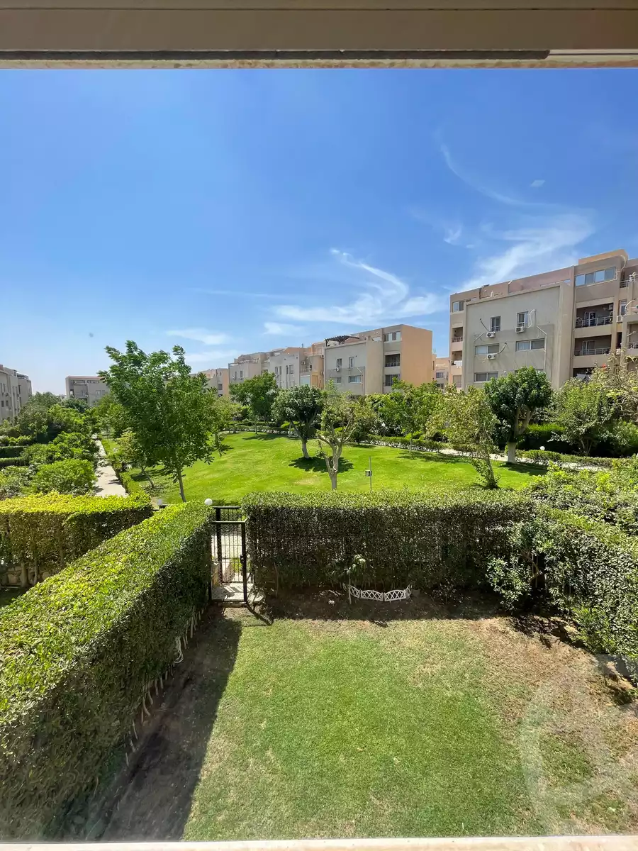 https://aqarmap.com.eg/en/listing/5225640-for-sale-cairo-el-sheikh-zayed-city-compounds-el-karma-residence
