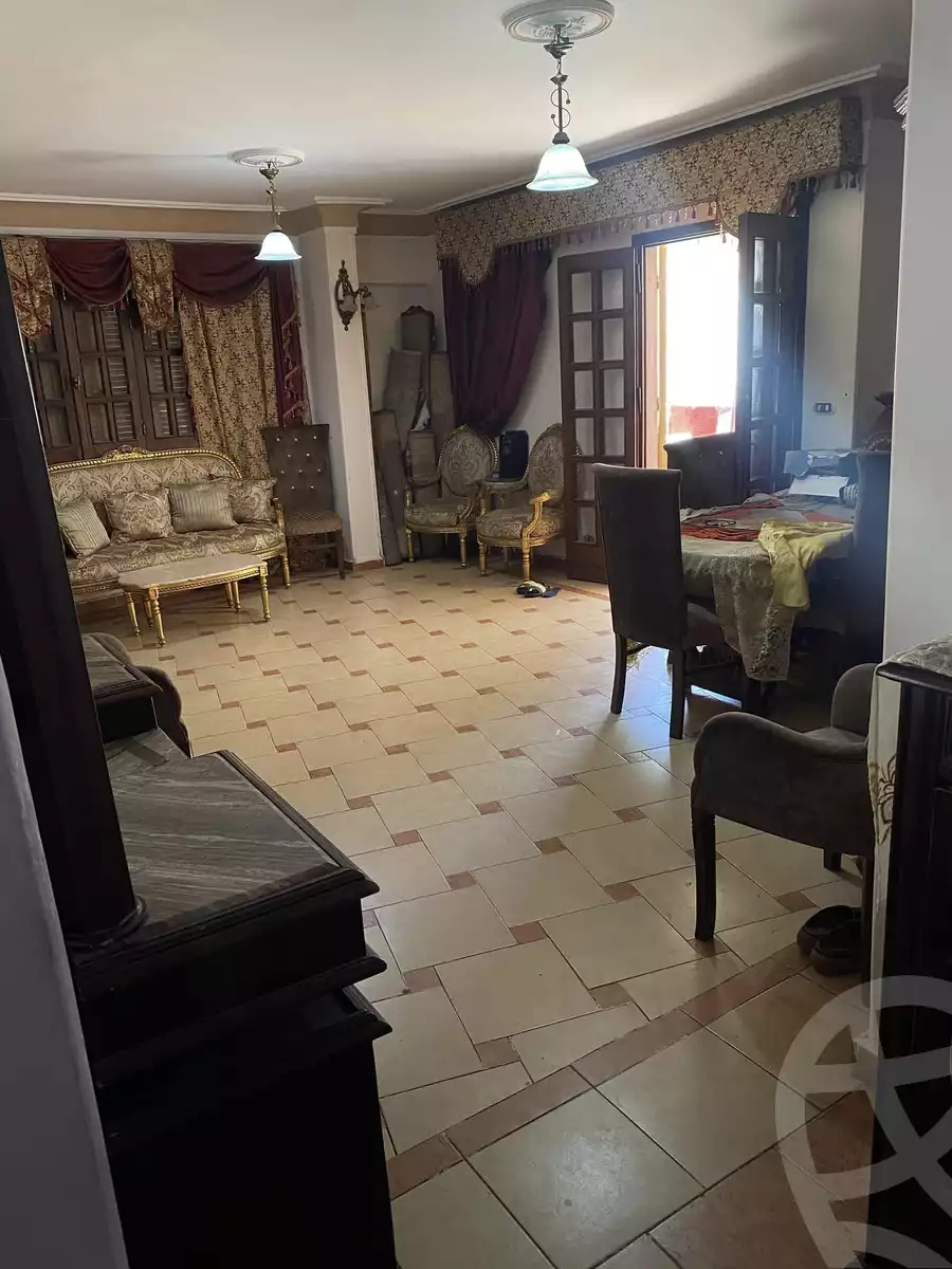 https://aqarmap.com.eg/en/listing/5229557-for-sale-alexandria-alhadara-new-el-hadra