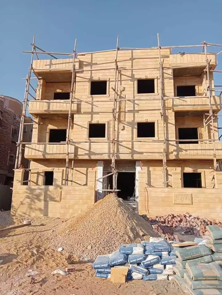 https://aqarmap.com.eg/en/listing/5230619-for-sale-cairo-el-shorouk-lhy-lthlth-grb