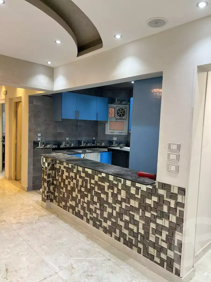 https://aqarmap.com.eg/en/listing/5230631-for-rent-cairo-new-cairo-lrhb-city-phase-8