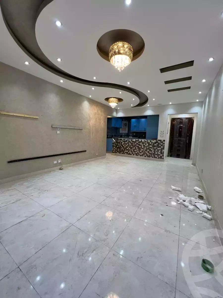https://aqarmap.com.eg/en/listing/5230631-for-rent-cairo-new-cairo-lrhb-city-phase-8