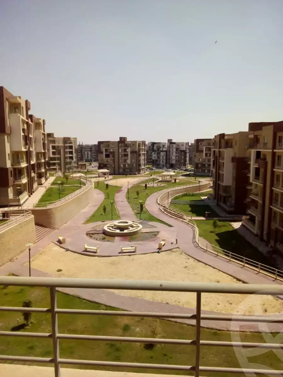 https://aqarmap.com.eg/en/listing/5231850-for-sale-cairo-al-oubour-compounds-dar-misr